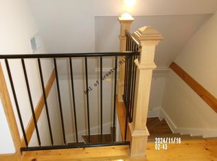 1138-40 E Hamilton St FLOOR 3, Milwaukee, WI