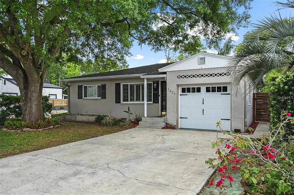 3 bed, 2.0 bath, 1302 sqft, $2,750 — Photo 1