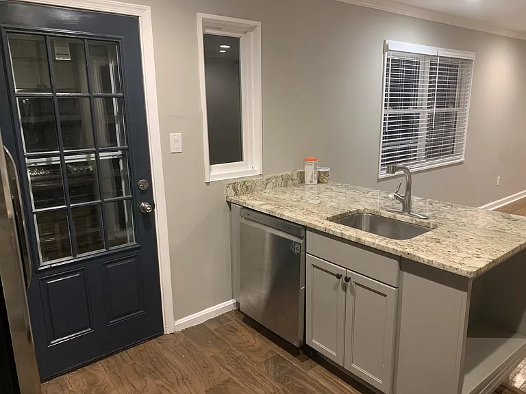 4111 Usher Ave — Photo 14