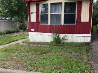 5132 Pebble Ln, Loves Park, IL 61111