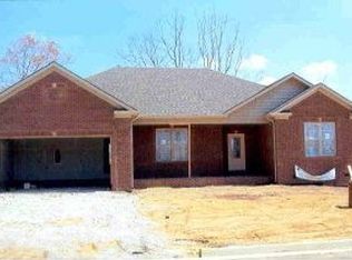 1048 Burgandy Pass, Berea, KY 40403
