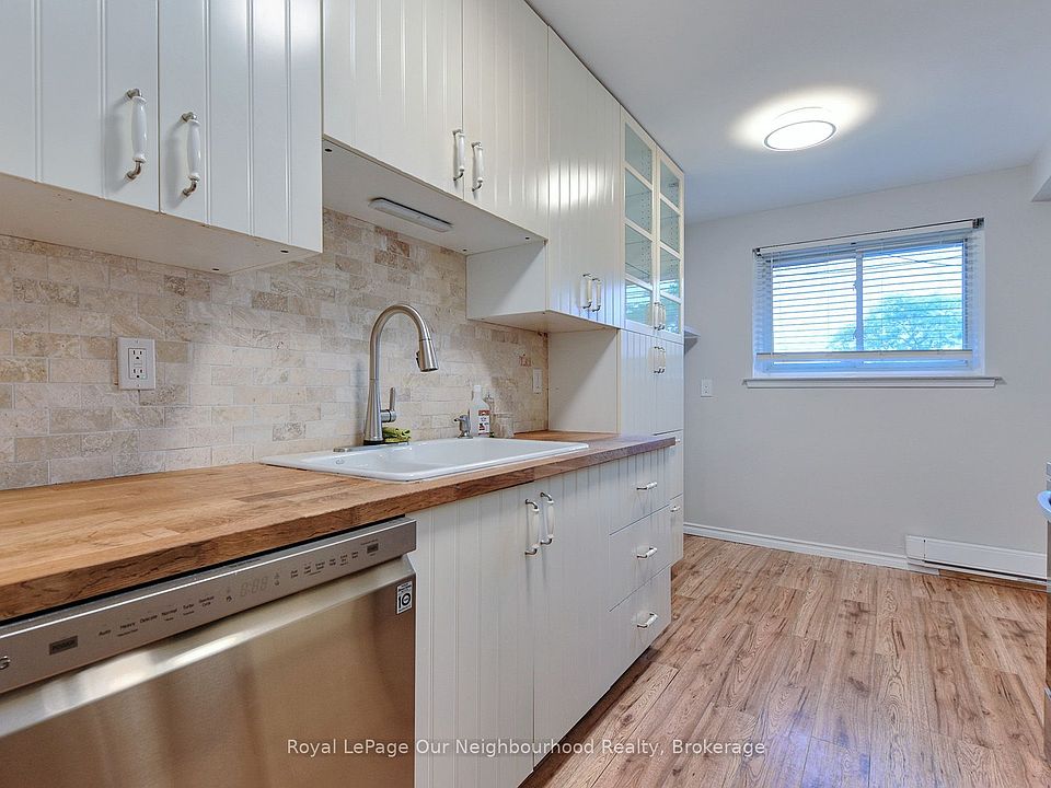 1st image of 120 Nonquon Rd #34