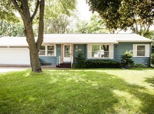 2937 Pascal St, Saint Paul, MN 55113