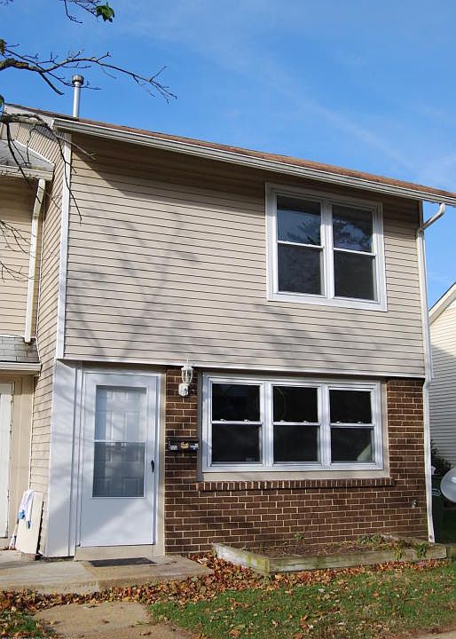 1st image of 168 Coventry Dr #1000