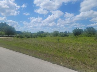 4101 E 17th St, Lehigh Acres, FL 33972