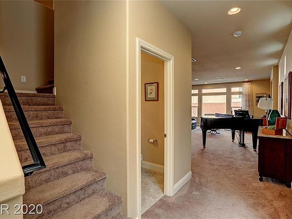 5th image of 8510 Fox Brook St