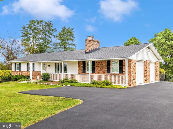 12396 Lee Hill Dr, Monrovia, MD 21770