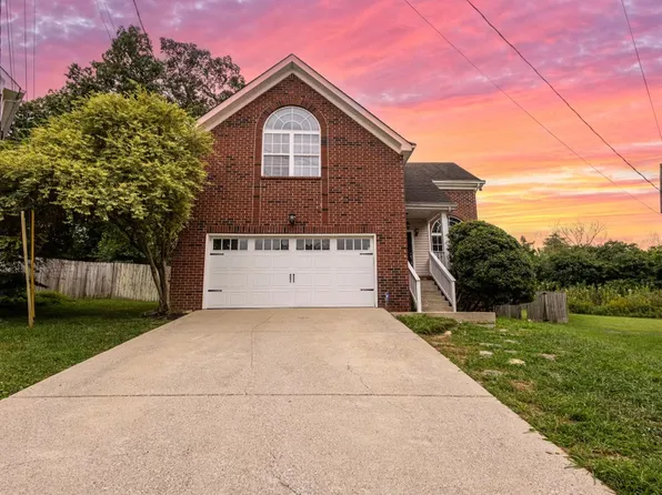 1608 Overcreek Ct, Nashville, TN 37217