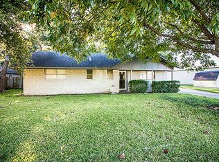 102 Highland Terrace Dr, League City, TX 77573
