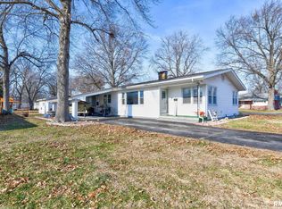1245 N Lincoln Ave, Taylorville, IL