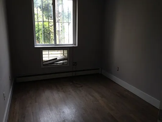 Rented by Premier Metro Realty Corp | media 3