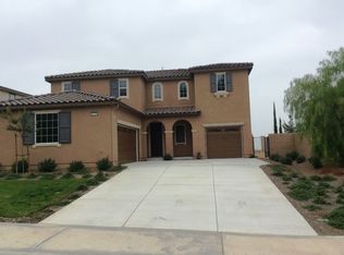 16646 Village Meadow Dr, Riverside, CA 92503