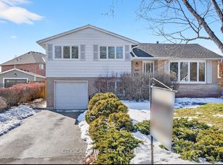 218 Fairfax Pl, Burlington, ON L7L 4S8