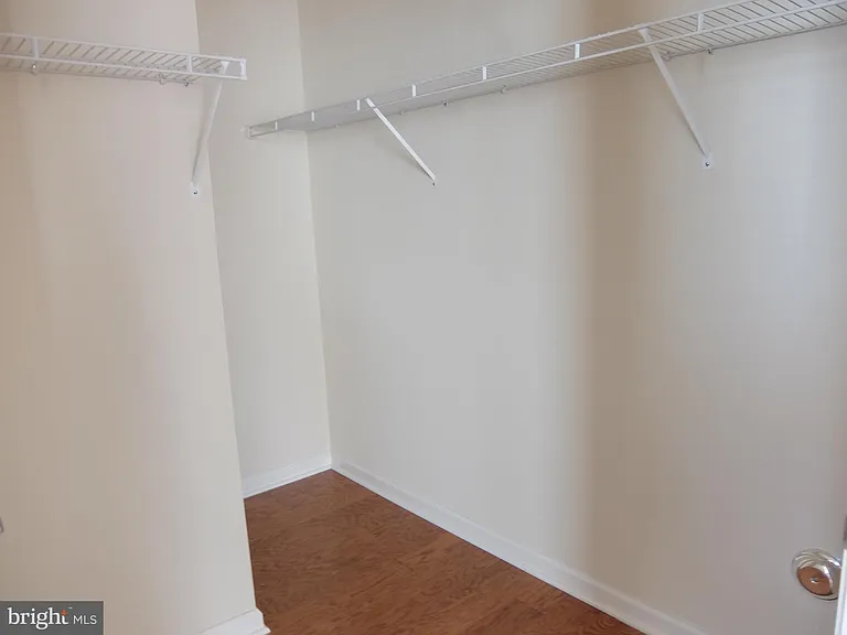 1132 Halifax Pl — Photo 16