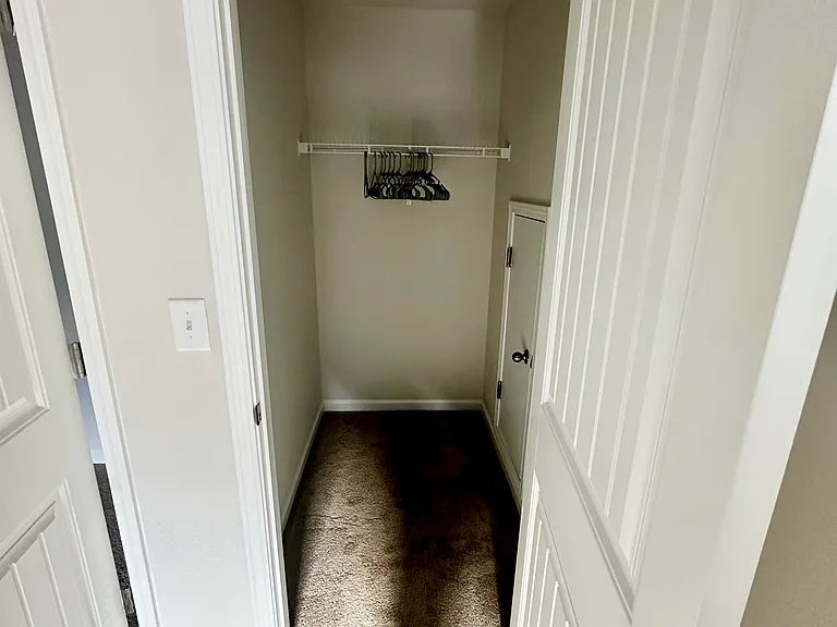 288 Juniper Valley Cir — Photo 3