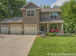 2400 Strawberry Farms St NE, Belmont, MI 49306