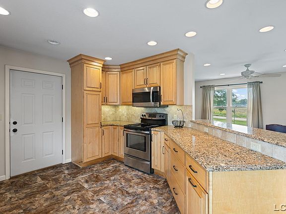 5th image of 12840 Teachout Rd