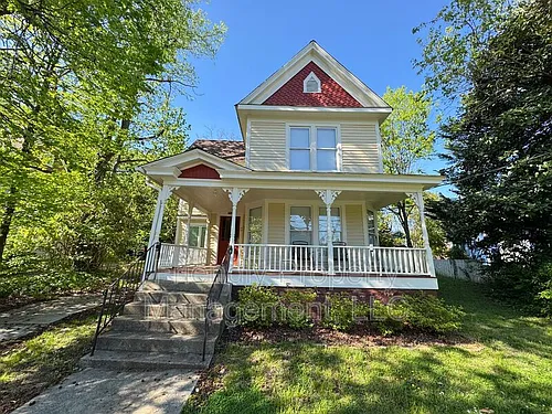 706 Walker Ave #B Photo 1