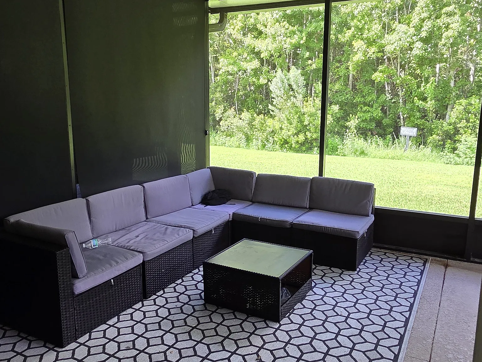 3 bed, 2.5 bath, 1700 sqft, $2,400 — Photo 2