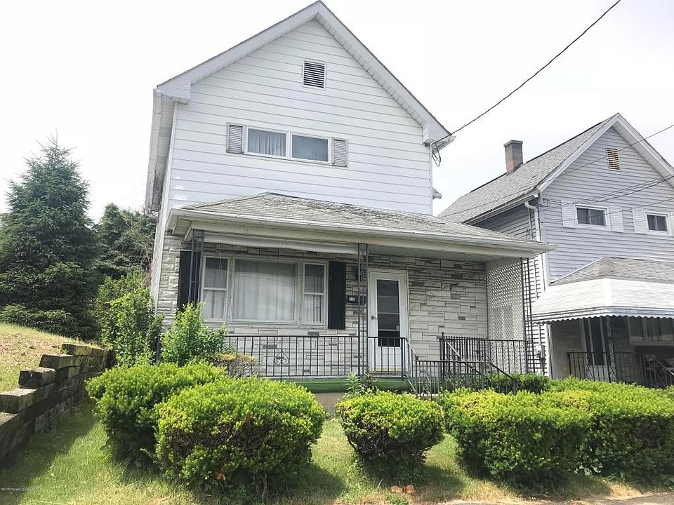 1st image of 805 Carmalt St