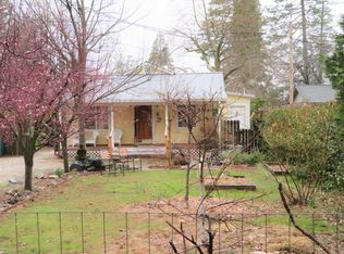 10392 Carey Dr, Grass Valley, CA 95945
