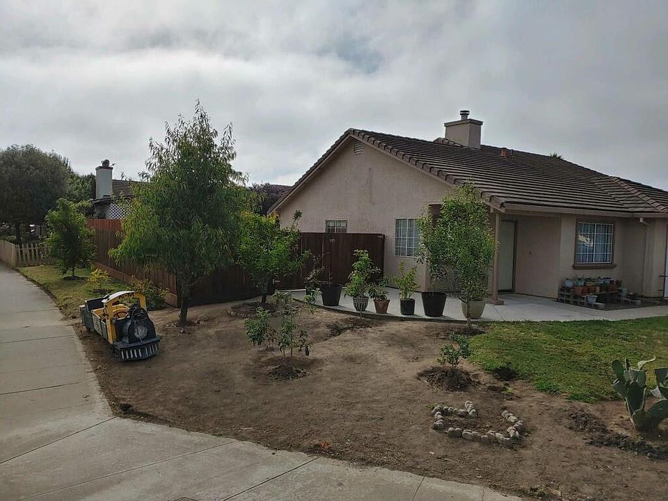 2nd image of 1340 Bernardo Ave