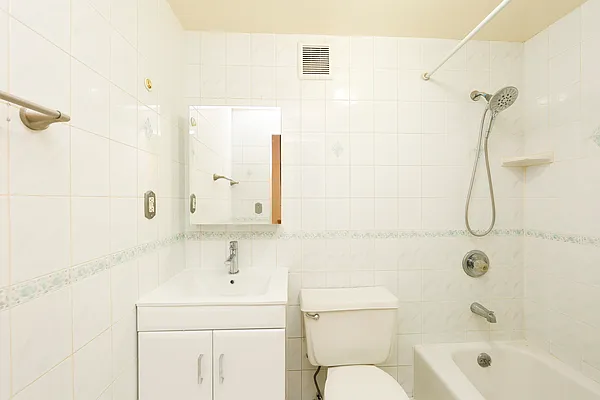 Sold by Remax Real Estate Professionals | media 10