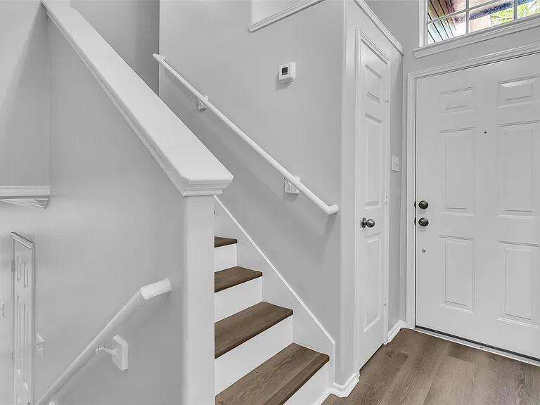 46 Marble Rock Pl — Photo 12