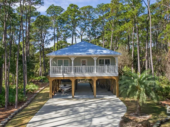 105 Annadale St, Dauphin Island, AL 36528