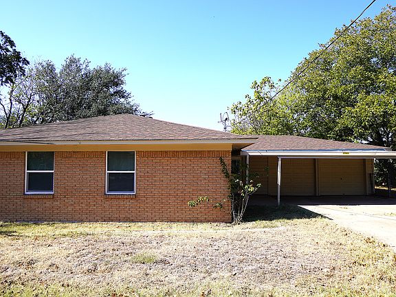 4th image of 4200 Bradley Cir