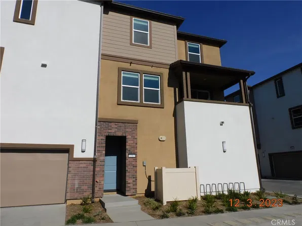 1363 Nimbus Ct, Pomona, CA 91768
