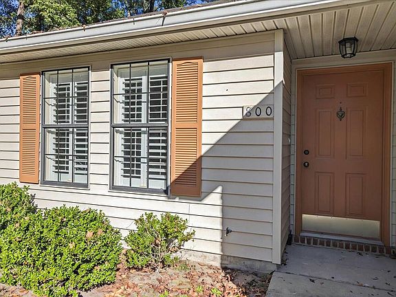 4th image of 800 Ashlyn Forest Dr