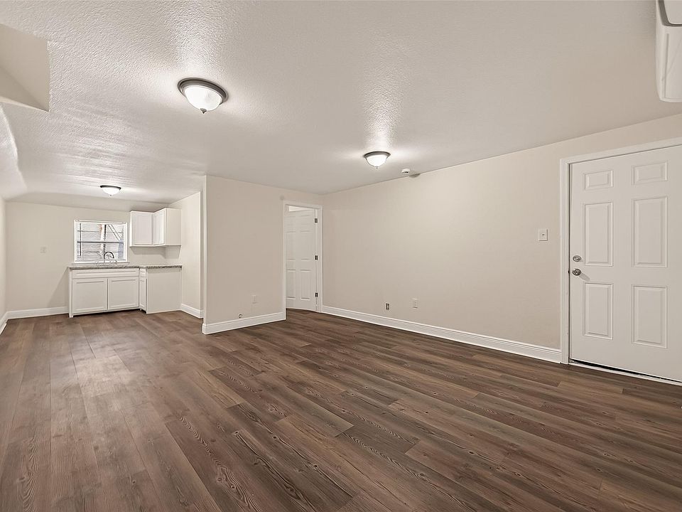 1st image of 4901 Stimson St #2