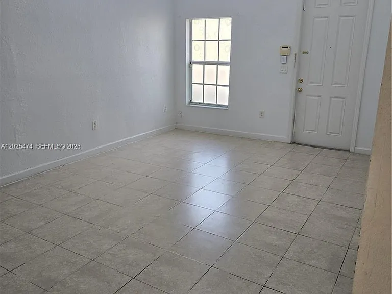 4136 NE 24th St #4136 — Photo 3