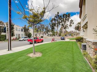 4861 Bishop St UNIT D, Cypress, CA 90630
