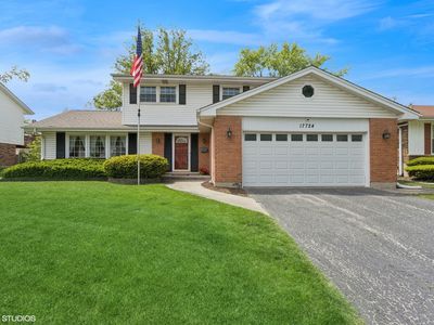 17724 Cherrywood Ln, Homewood, IL, 60430