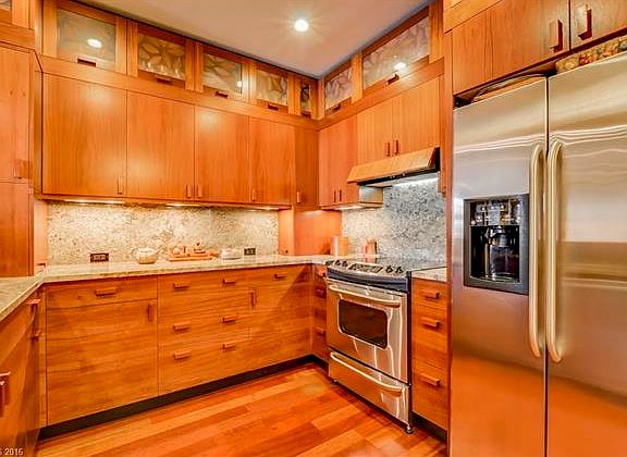 5th image of 21 Haywood St APT 2C