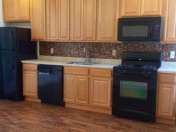 2nd image of 1213 President St #2