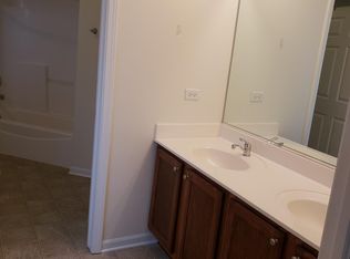 5218 Betsy Ln, McHenry, IL 60050