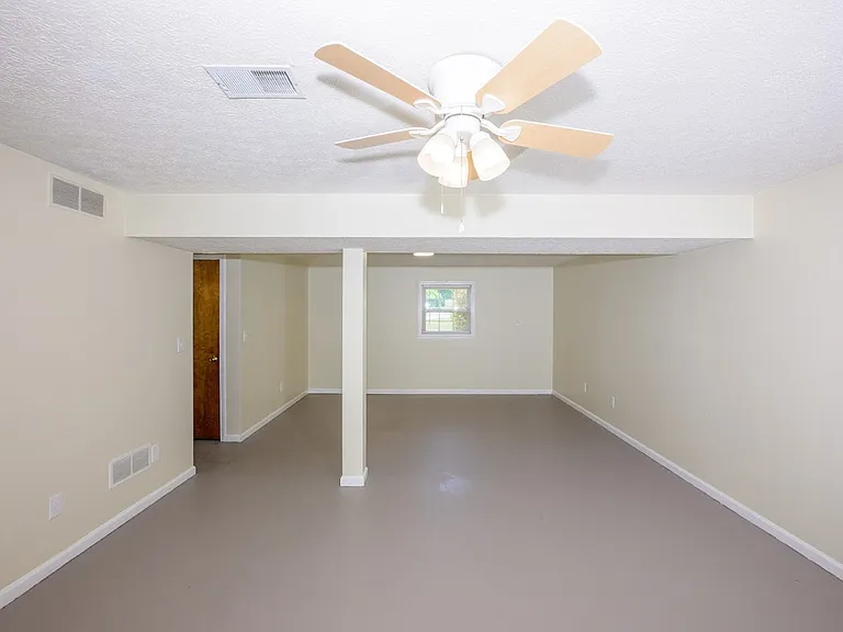 413 Ridgecrest Rd — Photo 22
