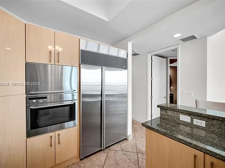 100 S Pointe Dr #801 — Photo 24
