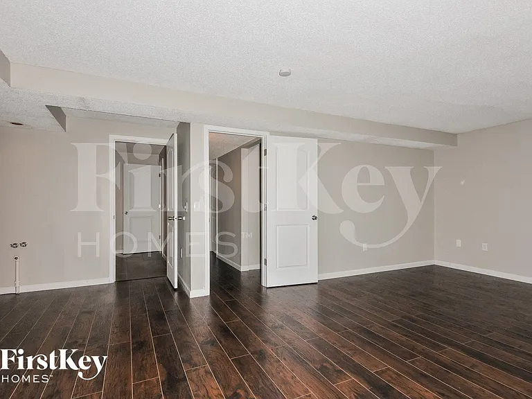 1218 Brookstone Ln — Photo 10