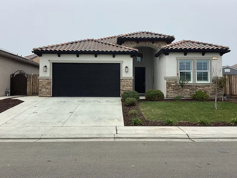 655 S Alpine Way — Photo 2