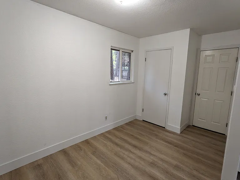 3686 Willow Ave #3 — Photo 5