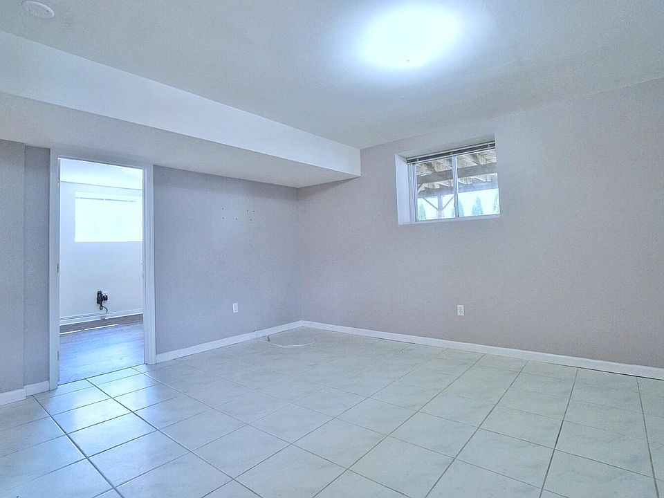 1st image of 16 Depew Pl Floor 1