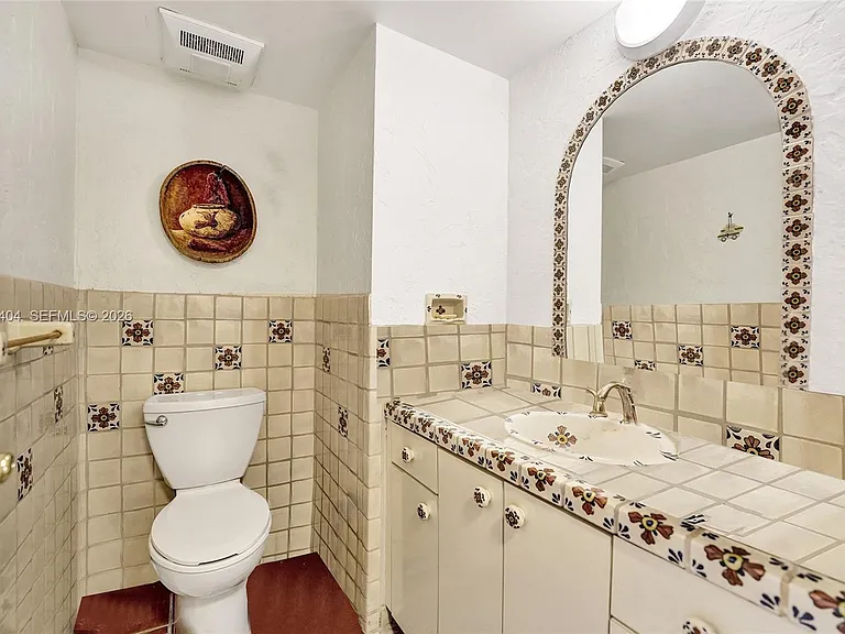 1201 S Ocean Dr #1702N — Photo 48