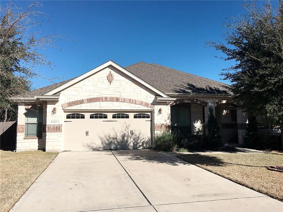 1st image of 401 Autumn Bend Ln