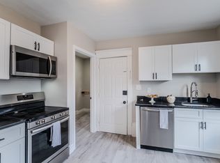 392-394 Carew St, Springfield, MA 01107