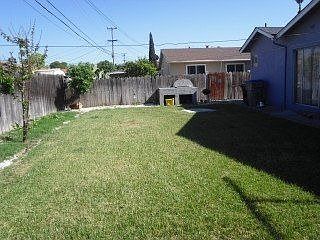 2nd image of 858 S Jackson Ave