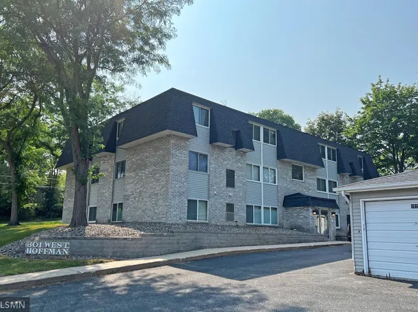 301 Hoffman St W APT 202, Cannon Falls, MN 55009